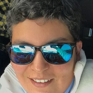 Meet your Posher, Alejandra